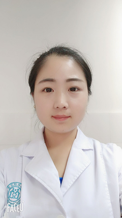 李璐